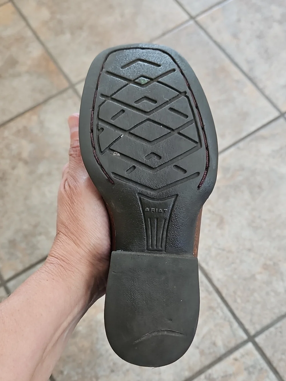 Ariat wiggle room